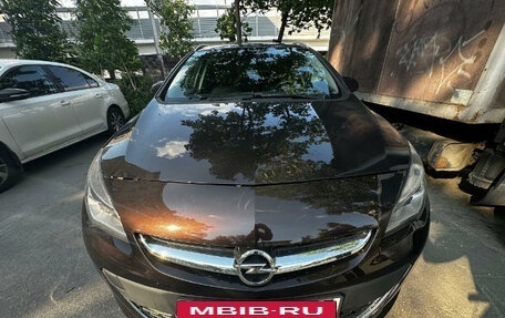 Opel Astra J, 2014 год, 789 000 рублей, 4 фотография