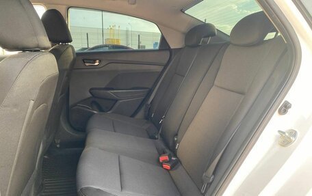 Hyundai Solaris II рестайлинг, 2018 год, 1 249 000 рублей, 15 фотография
