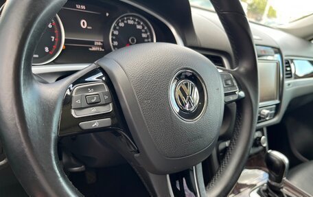 Volkswagen Touareg III, 2012 год, 1 498 500 рублей, 23 фотография
