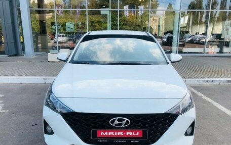 Hyundai Solaris II рестайлинг, 2020 год, 1 320 000 рублей, 2 фотография