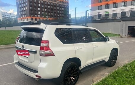 Toyota Land Cruiser Prado 150 рестайлинг 2, 2017 год, 5 700 000 рублей, 4 фотография