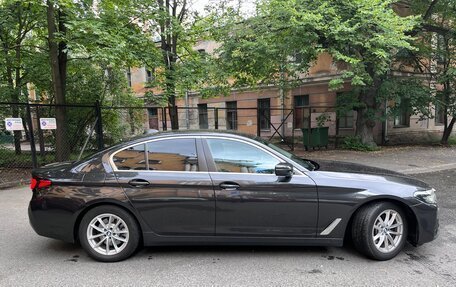 BMW 5 серия, 2021 год, 3 900 000 рублей, 8 фотография
