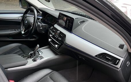 BMW 5 серия, 2021 год, 3 900 000 рублей, 19 фотография