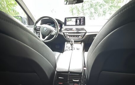 BMW 5 серия, 2021 год, 3 900 000 рублей, 16 фотография