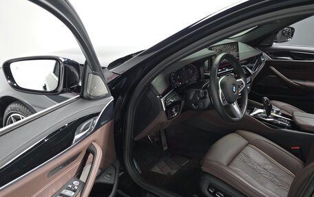 BMW 5 серия, 2022 год, 5 498 015 рублей, 6 фотография