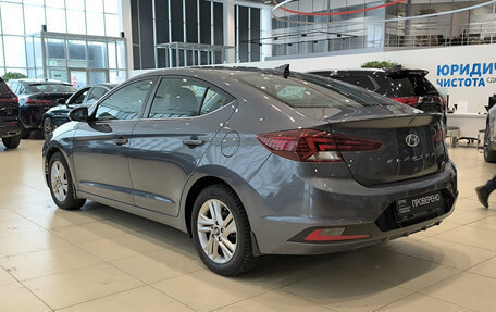 Hyundai Elantra VI рестайлинг, 2019 год, 1 799 000 рублей, 11 фотография