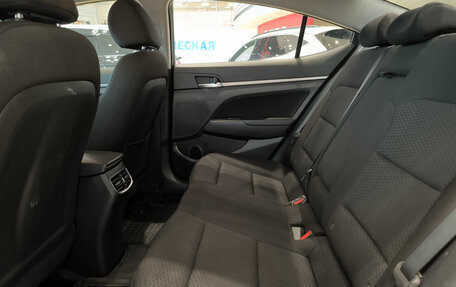 Hyundai Elantra VI рестайлинг, 2019 год, 1 799 000 рублей, 16 фотография