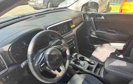 KIA Sportage IV рестайлинг, 2018 год, 1 900 000 рублей, 10 фотография