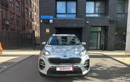 KIA Sportage IV рестайлинг, 2018 год, 1 900 000 рублей, 2 фотография