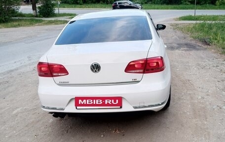 Volkswagen Passat B7, 2013 год, 900 000 рублей, 3 фотография