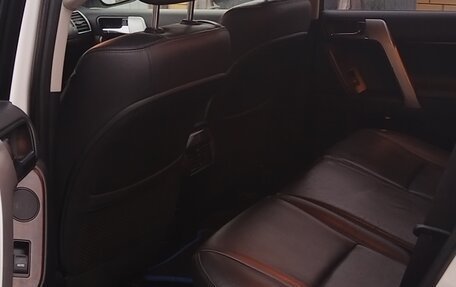 Toyota Land Cruiser Prado 150 рестайлинг 2, 2015 год, 3 850 000 рублей, 13 фотография