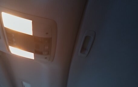 Toyota Land Cruiser Prado 150 рестайлинг 2, 2015 год, 3 850 000 рублей, 19 фотография