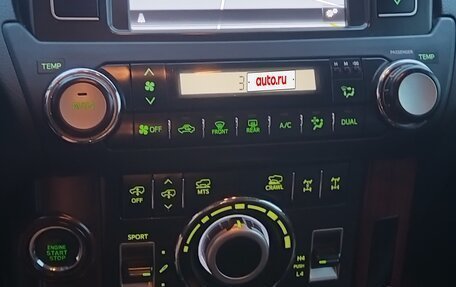 Toyota Land Cruiser Prado 150 рестайлинг 2, 2015 год, 3 850 000 рублей, 21 фотография