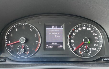 Volkswagen Touran III, 2013 год, 1 189 000 рублей, 15 фотография