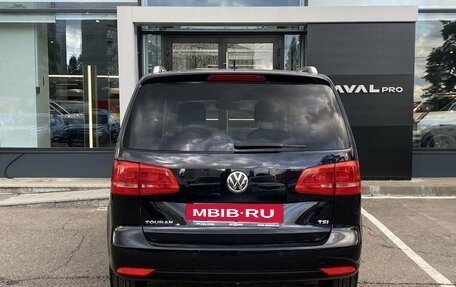 Volkswagen Touran III, 2013 год, 1 189 000 рублей, 6 фотография
