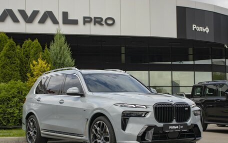 BMW X7, 2023 год, 13 990 000 рублей, 3 фотография
