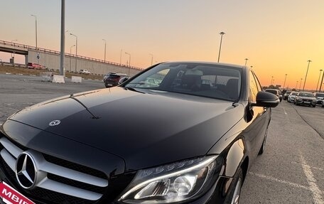 Mercedes-Benz C-Класс, 2018 год, 2 100 000 рублей, 10 фотография