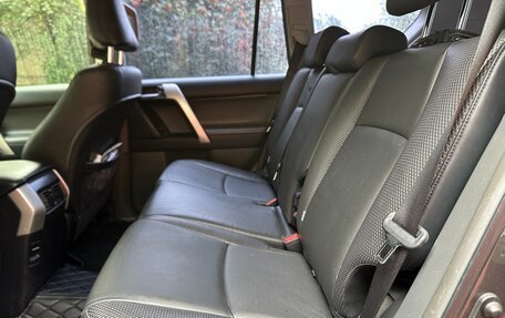 Toyota Land Cruiser Prado 150 рестайлинг 2, 2012 год, 3 100 000 рублей, 24 фотография