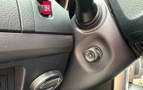 Toyota Land Cruiser Prado 150 рестайлинг 2, 2012 год, 3 100 000 рублей, 22 фотография