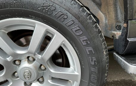 Toyota Land Cruiser Prado 150 рестайлинг 2, 2012 год, 3 100 000 рублей, 29 фотография