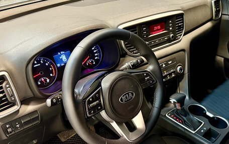 KIA Sportage IV рестайлинг, 2020 год, 2 165 000 рублей, 6 фотография