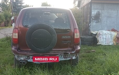 Chevrolet Niva I рестайлинг, 2004 год, 205 000 рублей, 2 фотография
