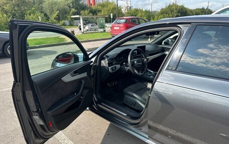 Audi A4, 2019 год, 2 450 000 рублей, 10 фотография