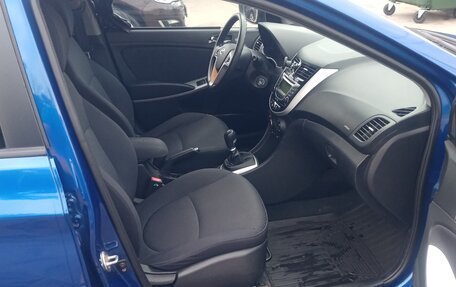 Hyundai Solaris II рестайлинг, 2012 год, 680 000 рублей, 17 фотография