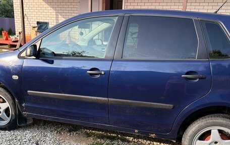 Volkswagen Polo IV рестайлинг, 2003 год, 235 000 рублей, 5 фотография