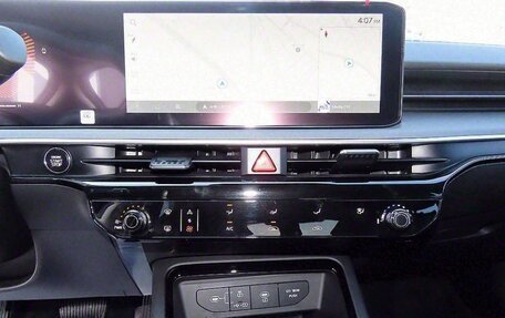 KIA K5, 2024 год, 3 000 000 рублей, 13 фотография