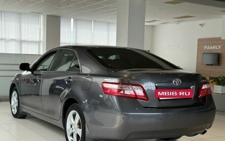 Toyota Camry, 2008 год, 1 050 000 рублей, 8 фотография