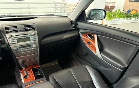 Toyota Camry, 2008 год, 1 050 000 рублей, 20 фотография