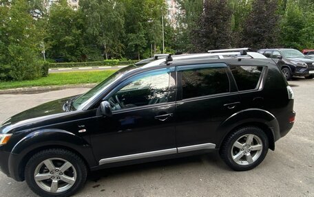 Mitsubishi Outlander III рестайлинг 3, 2008 год, 820 000 рублей, 4 фотография