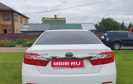 Toyota Camry, 2013 год, 2 200 000 рублей, 2 фотография