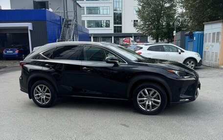 Lexus NX I, 2019 год, 3 100 000 рублей, 8 фотография