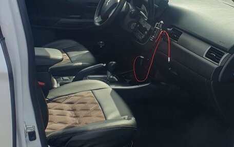 Mitsubishi Outlander III рестайлинг 3, 2018 год, 1 330 000 рублей, 8 фотография