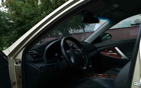 Toyota Camry, 2011 год, 1 250 000 рублей, 6 фотография