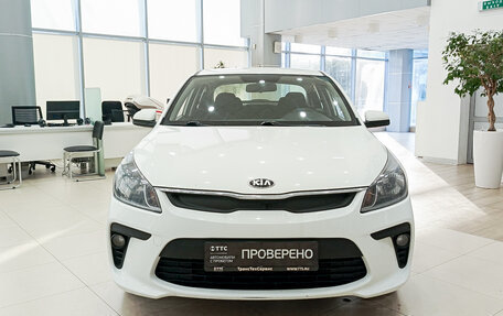 KIA Rio IV, 2018 год, 985 000 рублей, 6 фотография