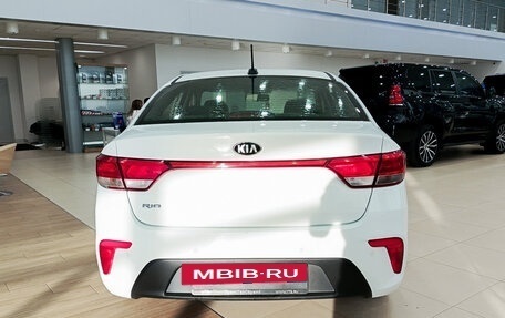 KIA Rio IV, 2018 год, 985 000 рублей, 10 фотография