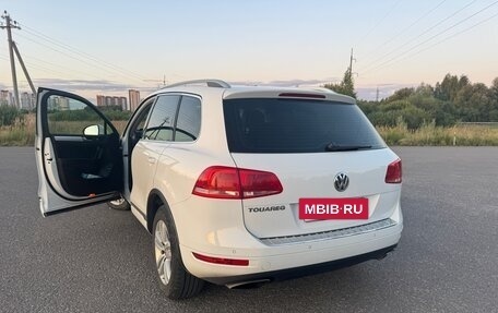 Volkswagen Touareg III, 2012 год, 2 200 000 рублей, 3 фотография