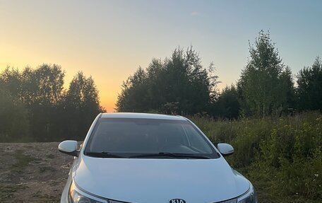 KIA Rio III рестайлинг, 2015 год, 950 000 рублей, 2 фотография