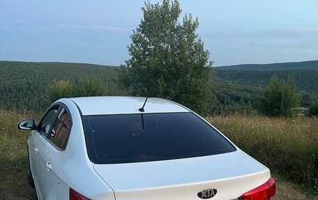 KIA Rio III рестайлинг, 2015 год, 950 000 рублей, 4 фотография