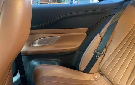 Mercedes-Benz E-Класс, 2019 год, 5 200 000 рублей, 11 фотография