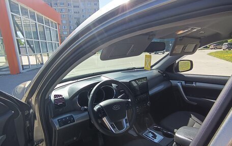 KIA Sorento II рестайлинг, 2010 год, 1 200 000 рублей, 27 фотография