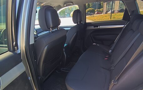KIA Sorento II рестайлинг, 2010 год, 1 200 000 рублей, 29 фотография