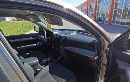 KIA Sorento II рестайлинг, 2010 год, 1 200 000 рублей, 26 фотография