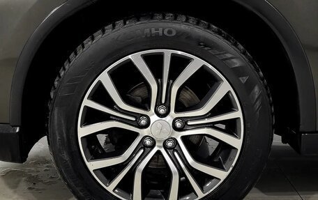 Mitsubishi Outlander III рестайлинг 3, 2015 год, 1 420 000 рублей, 15 фотография