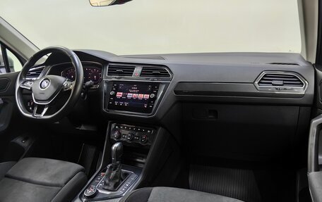 Volkswagen Tiguan II, 2019 год, 2 279 000 рублей, 13 фотография