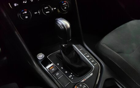 Volkswagen Tiguan II, 2019 год, 2 279 000 рублей, 16 фотография