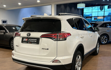 Toyota RAV4, 2017 год, 2 050 000 рублей, 4 фотография